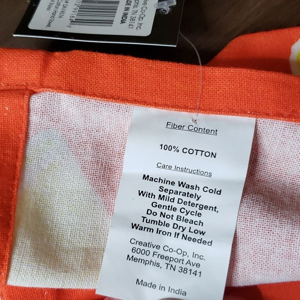 NWT Creative Co-Op Lemon Kitchen Hand Towel